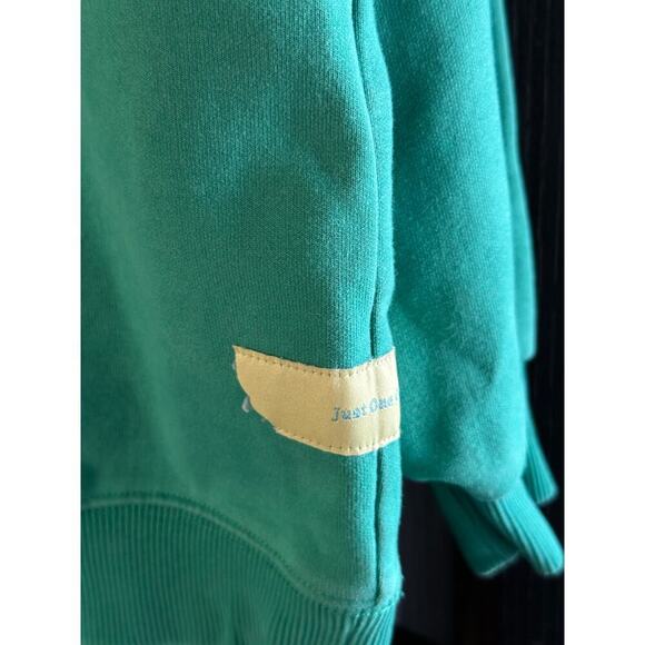 LILBETTER Green Crew Neckline Long Sleeves Graphic Print Sweatshirt Size XL - Picture 3 of 6